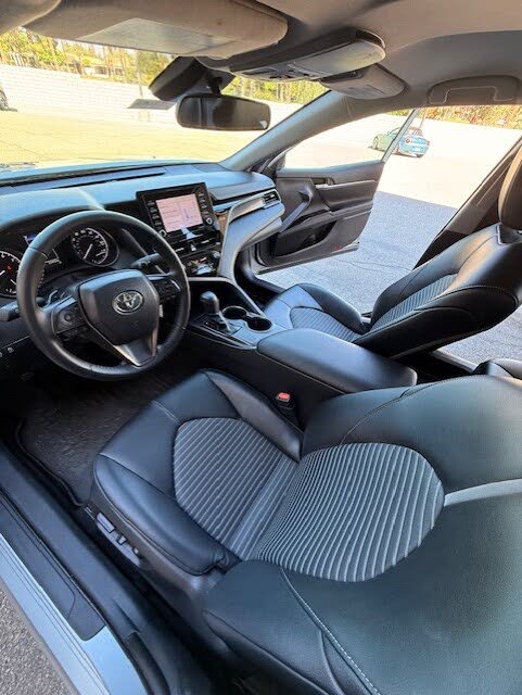 2021 Toyota Camry SE FWD
