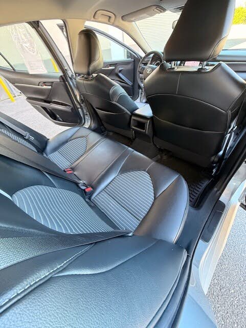 2021 Toyota Camry SE FWD