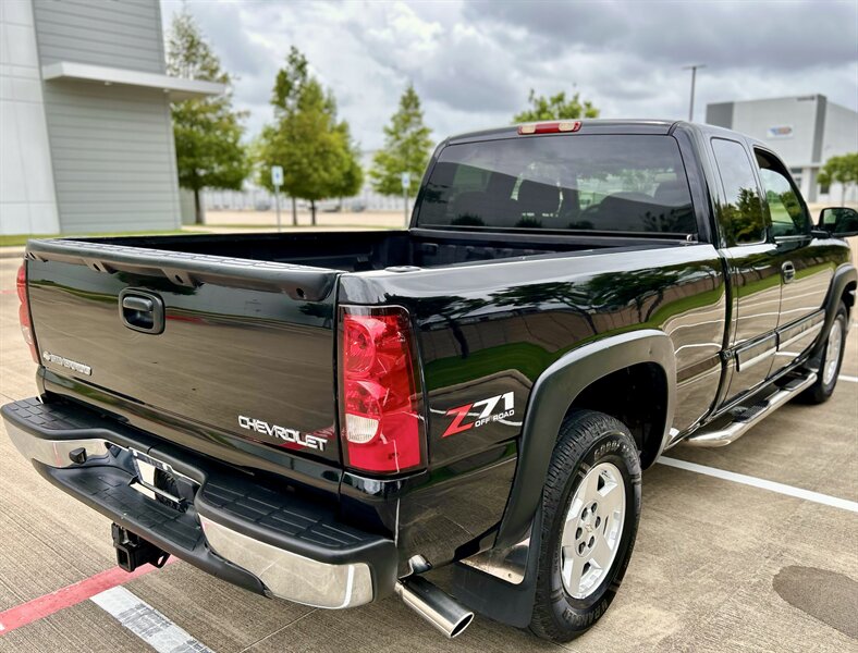 2004 Chevrolet CHEVROLET SILVERADO Z71 OFF ROAD 4X4 EXTENDED CAB 5.3L