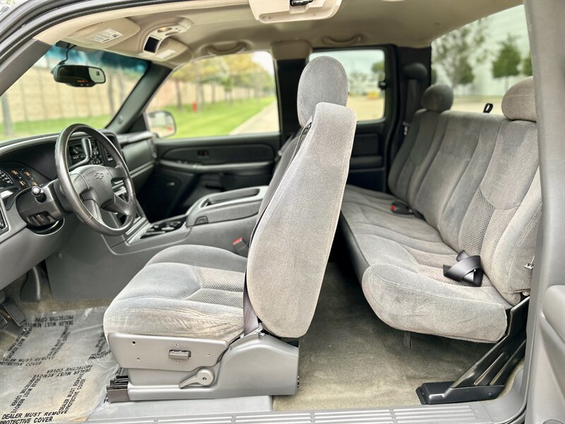 2004 Chevrolet CHEVROLET SILVERADO Z71 OFF ROAD 4X4 EXTENDED CAB 5.3L