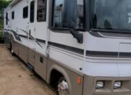 2002 Winnebago Adventurer, W22