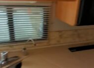 2002 Winnebago Adventurer, W22
